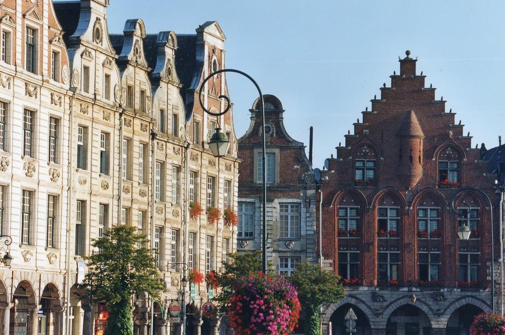 Hôtel Les Trois Luppars Arras Exterior foto